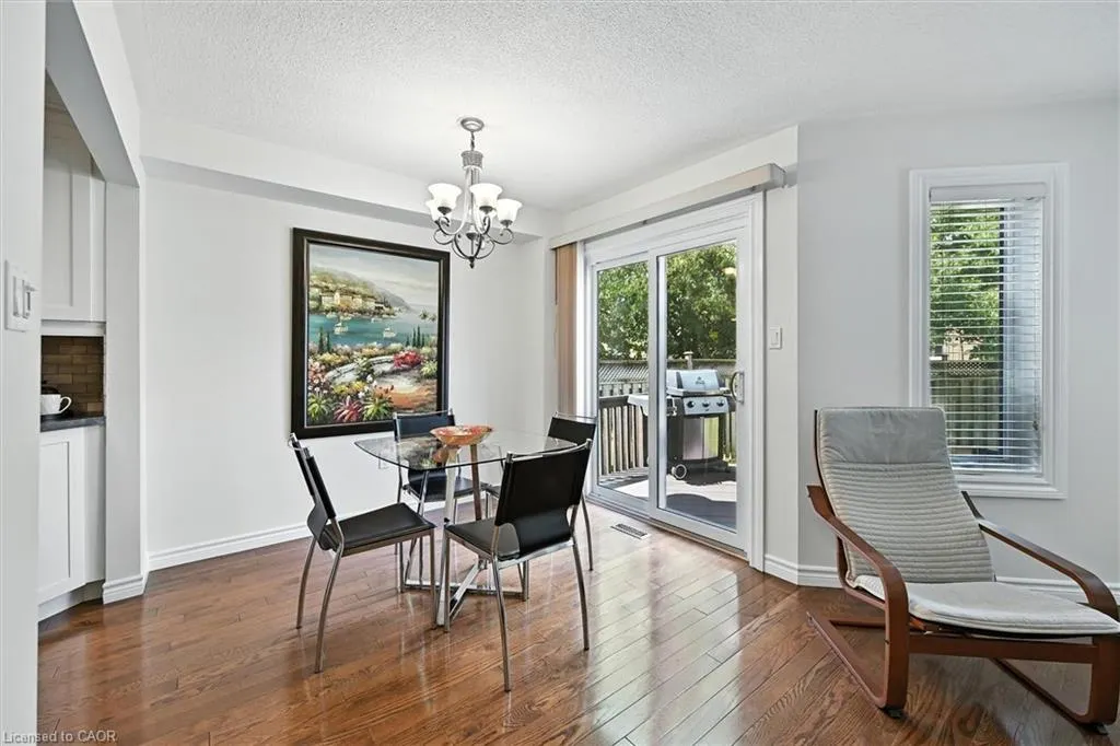 479 Taylor Crescent