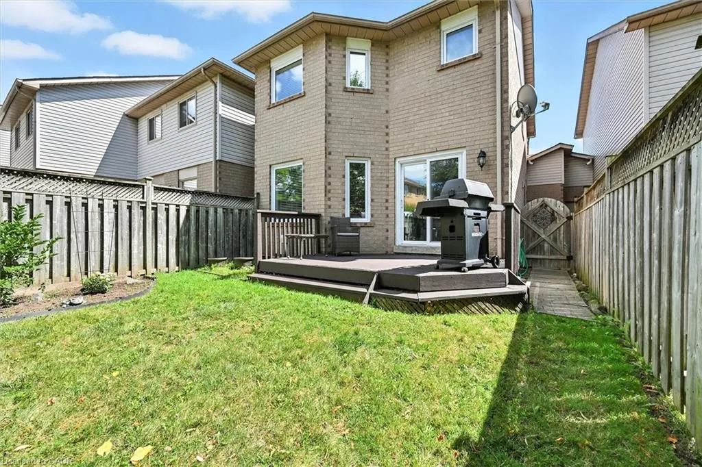 479 Taylor Crescent