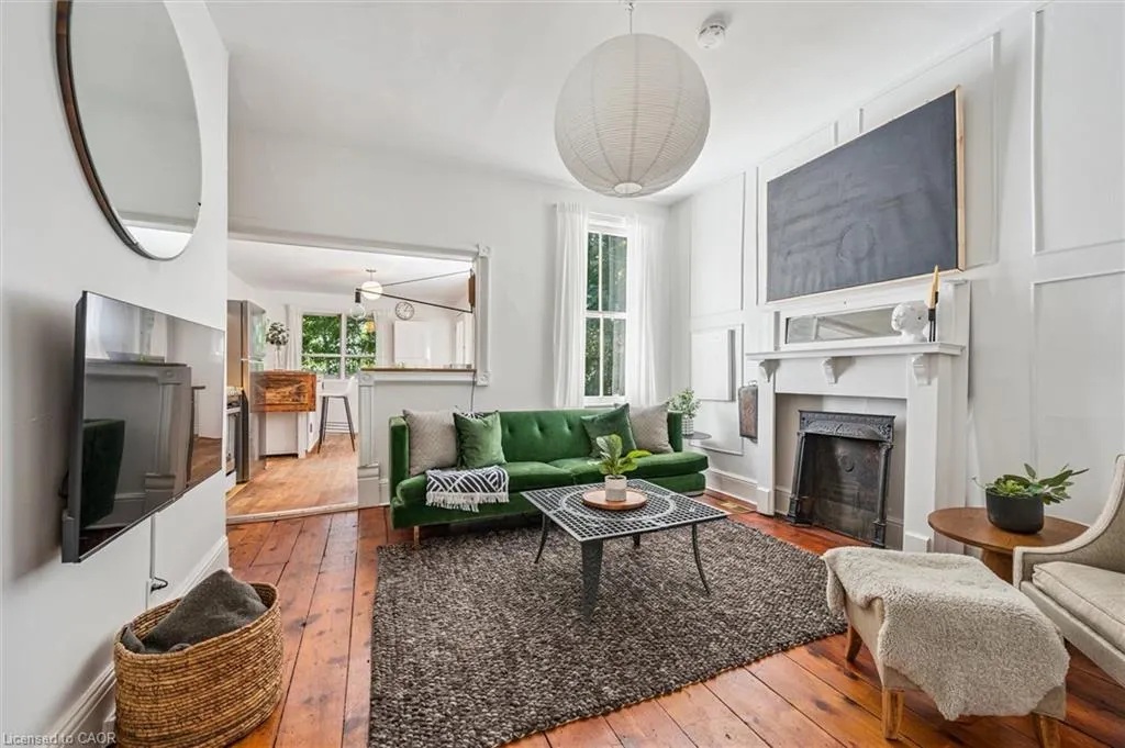 80 Cork Street W