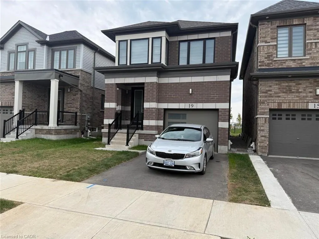 19 Crossmore Crescent