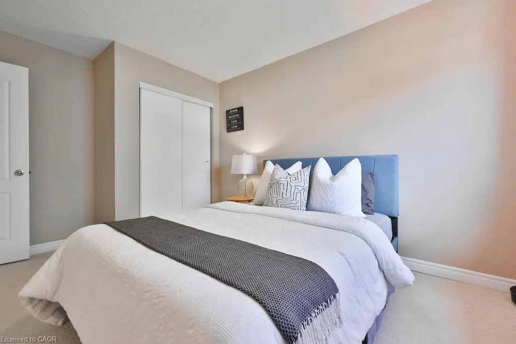 2229 Walkers Line, #7