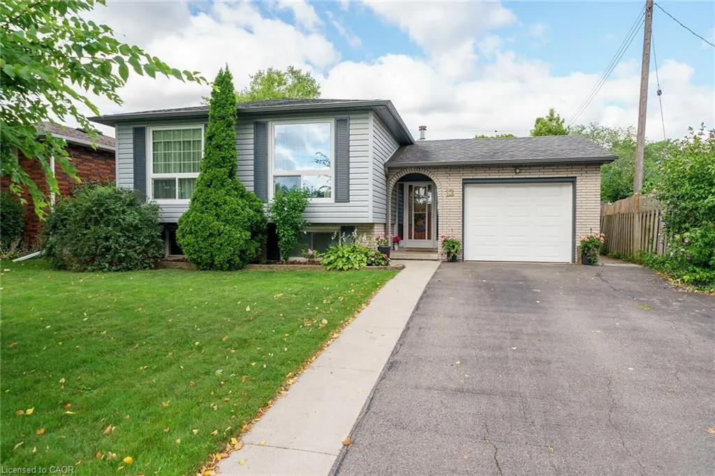 12 Glen Valley Drive