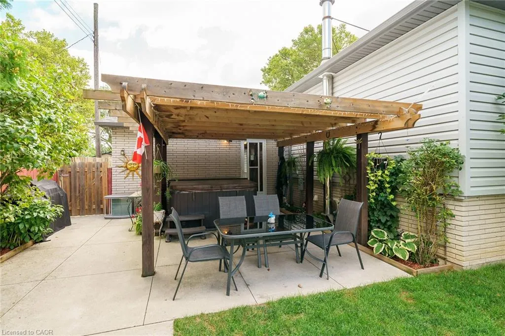 12 Glen Valley Drive
