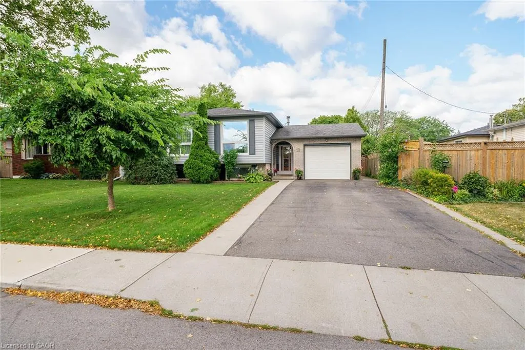 12 Glen Valley Drive