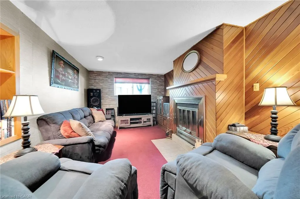 12 Glen Valley Drive