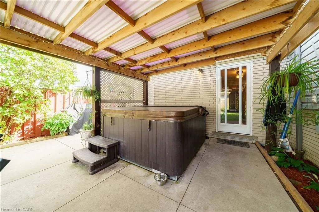 12 Glen Valley Drive