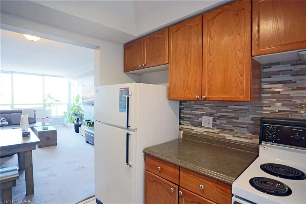107 Bagot Street, #605