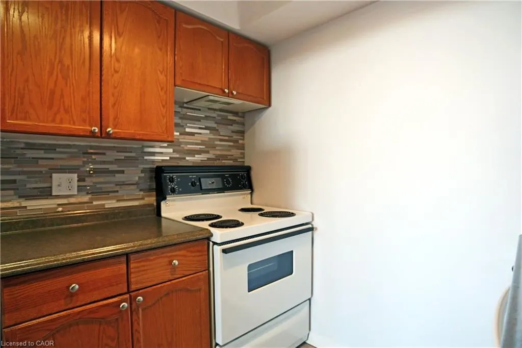 107 Bagot Street, #605