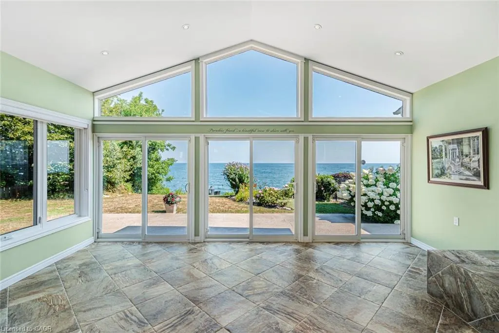 38 Lakeside Drive