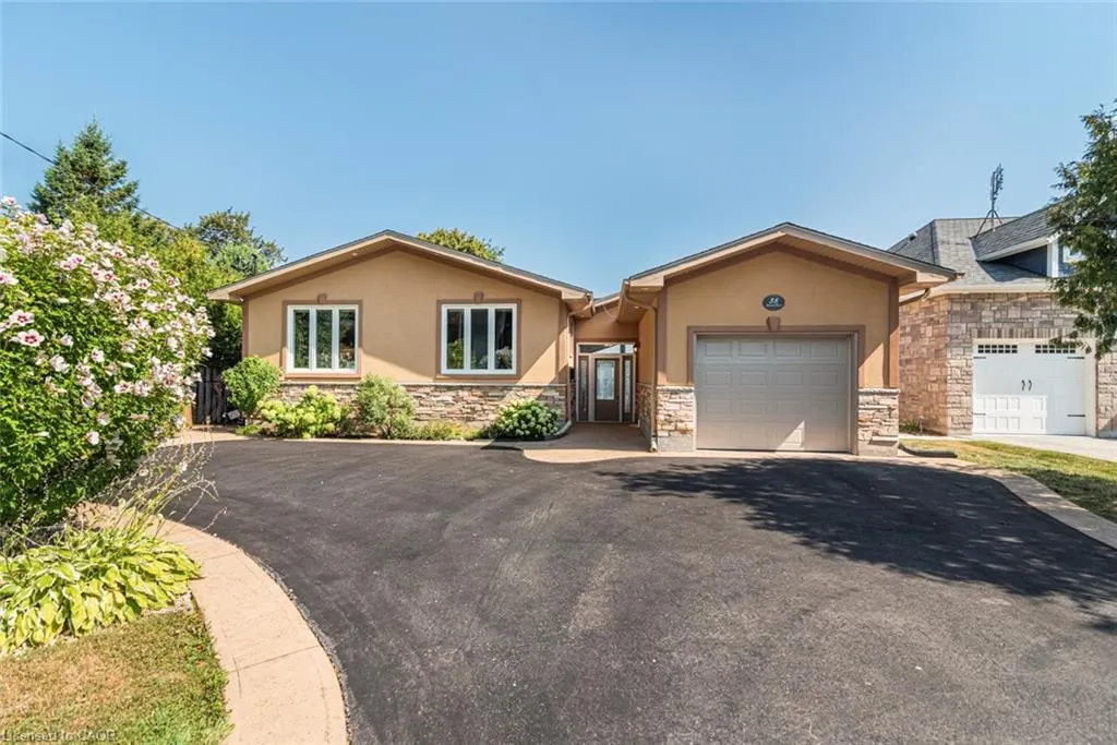 38 Lakeside Drive