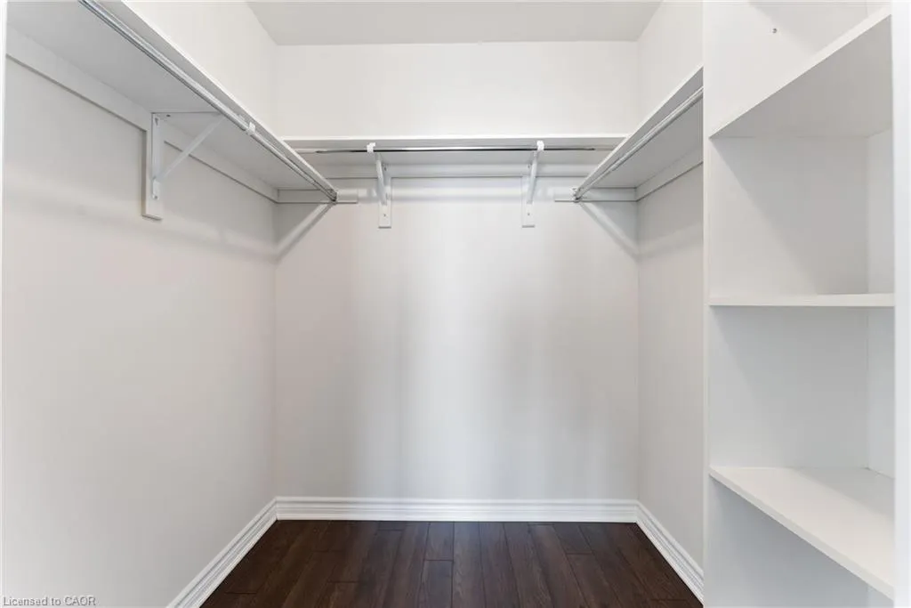 150 Oak Park Boulevard, #315