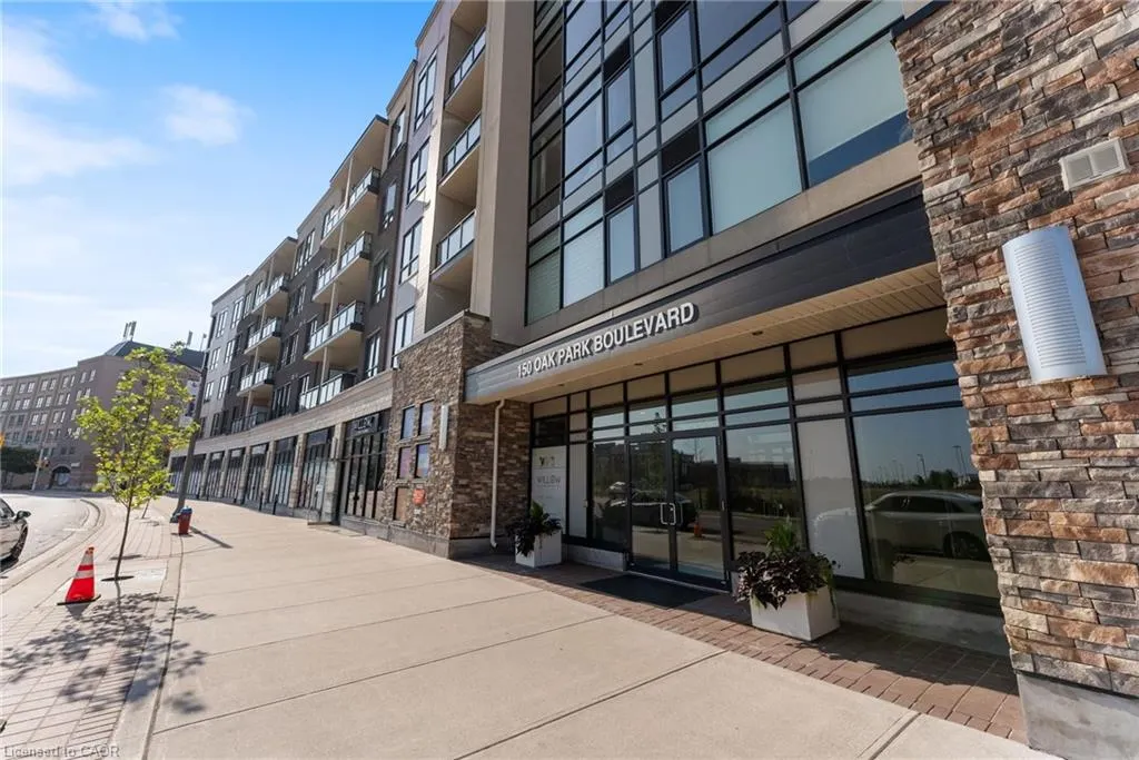 150 Oak Park Boulevard, #315