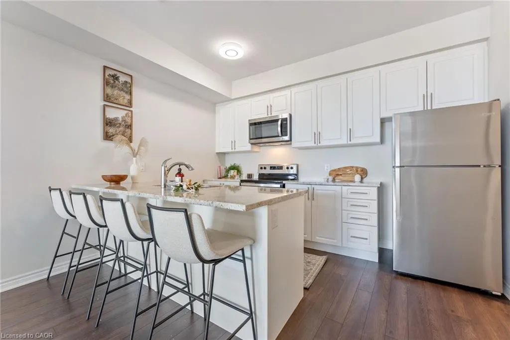 150 Oak Park Boulevard, #315