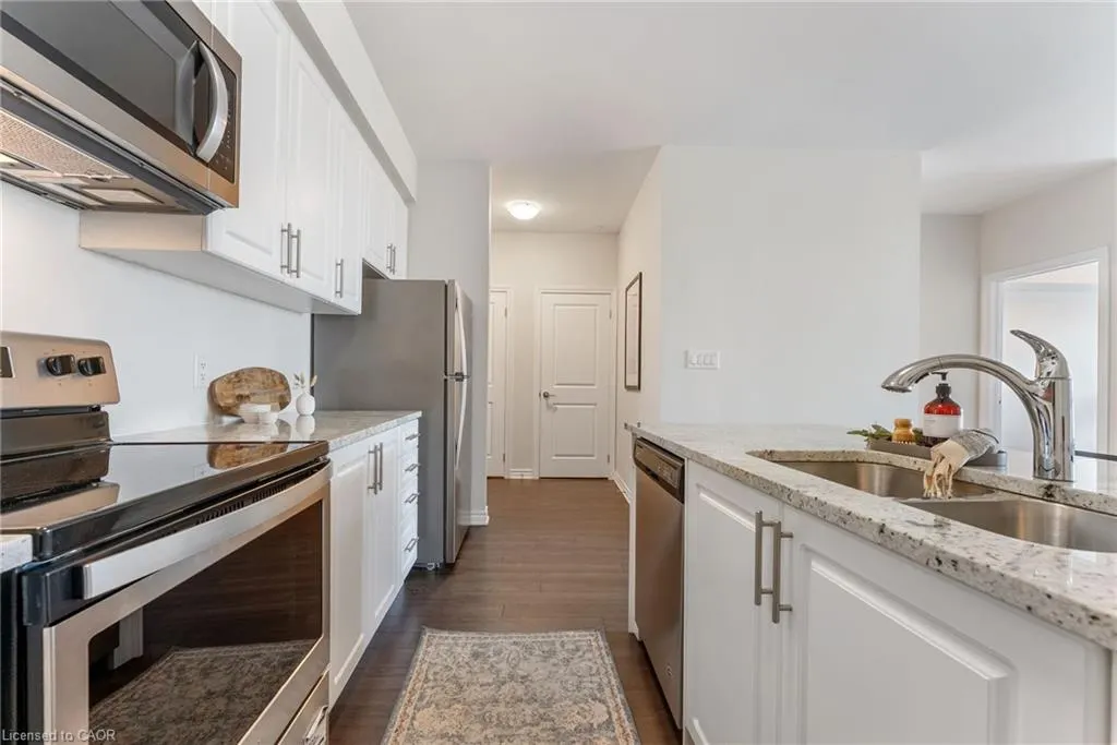 150 Oak Park Boulevard, #315