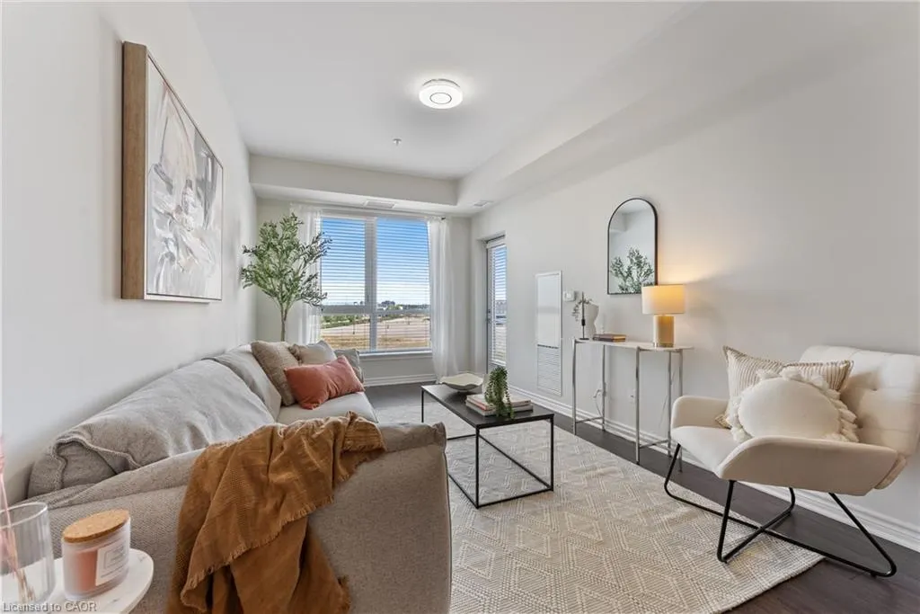 150 Oak Park Boulevard, #315