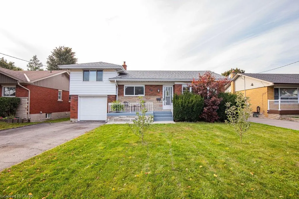 60 Ivy Lea Place