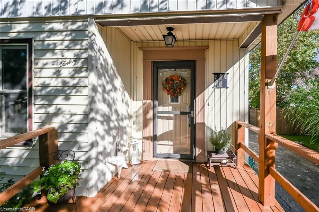 12 Walpole Drive