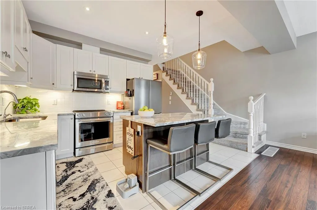 80 Willow Street, #33