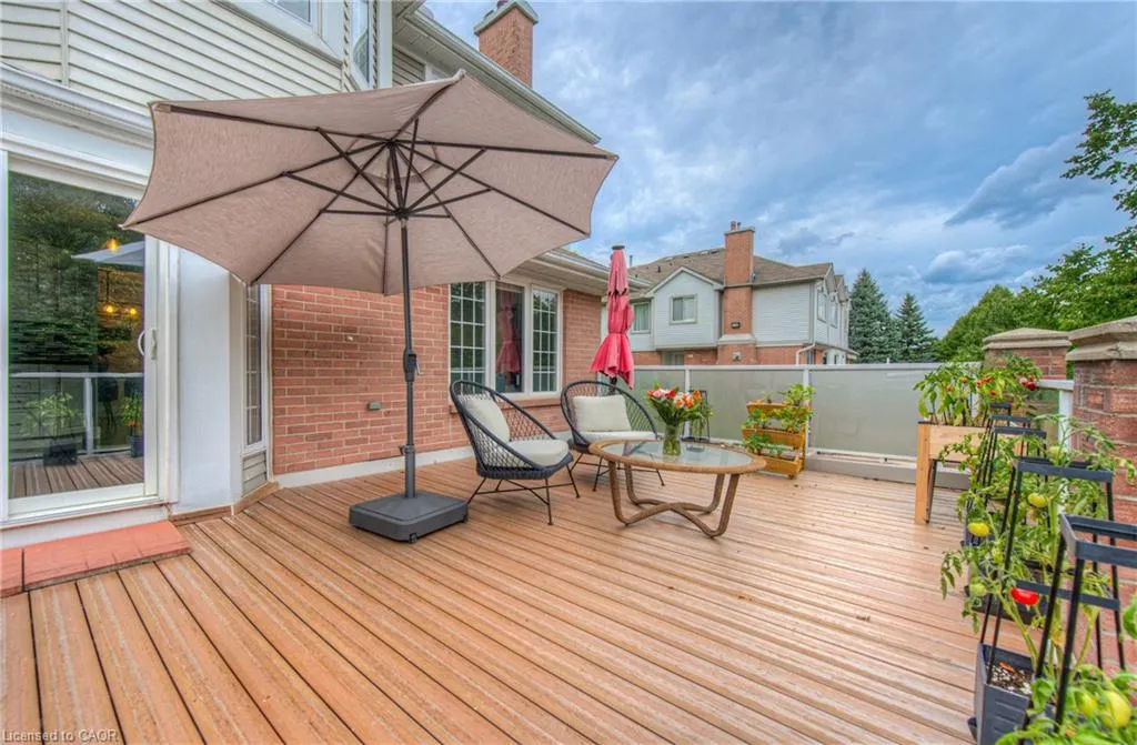 313 George Street N, #4