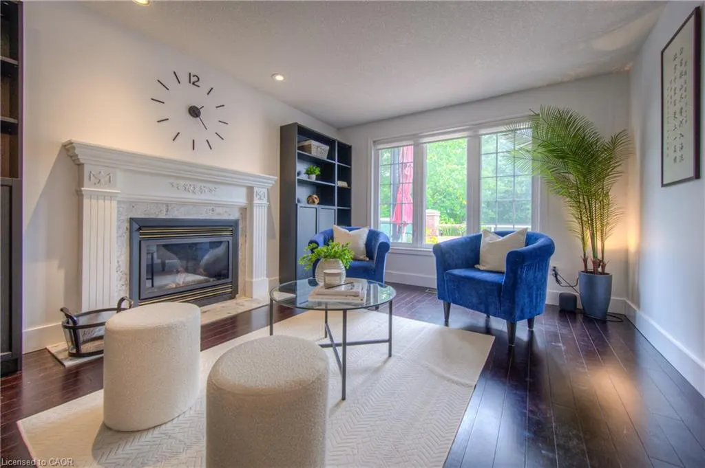 313 George Street N, #4