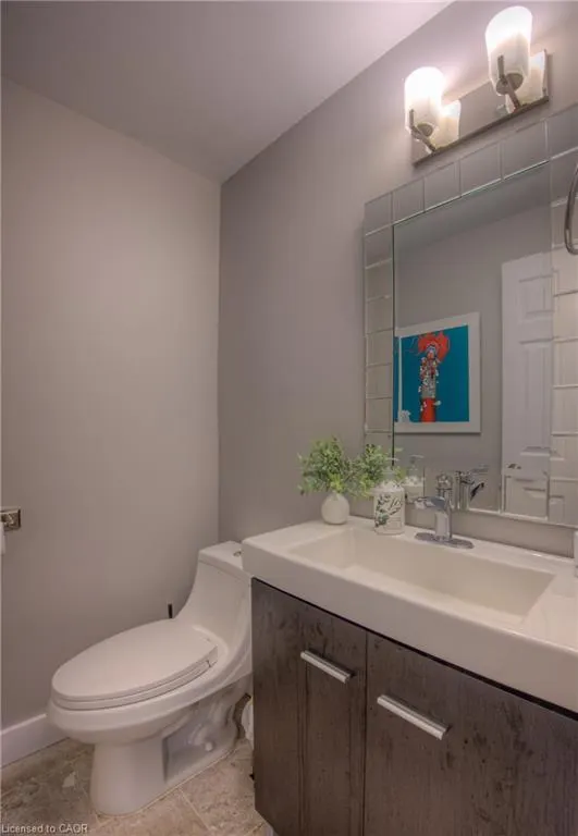 313 George Street N, #4