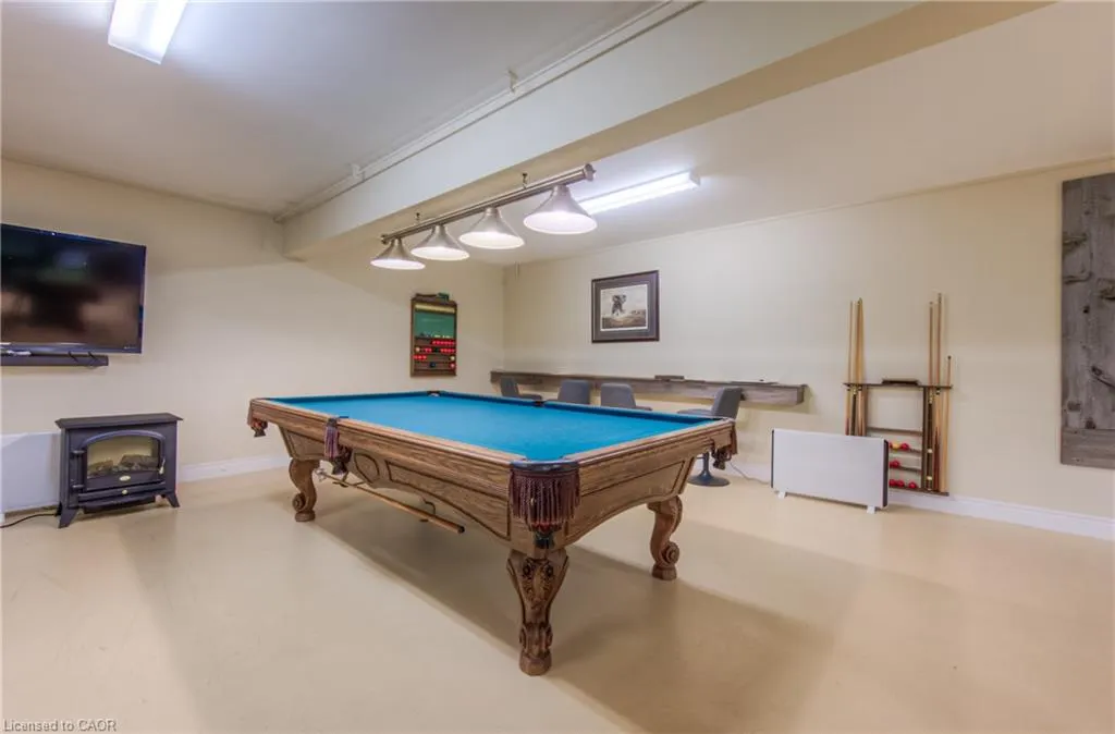 313 George Street N, #4