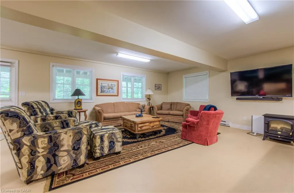 313 George Street N, #4