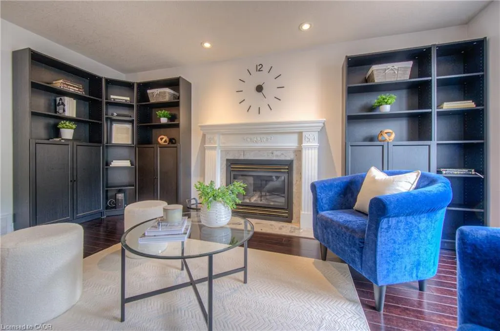 313 George Street N, #4