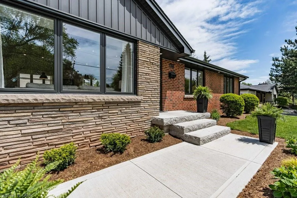 877 Condor Drive