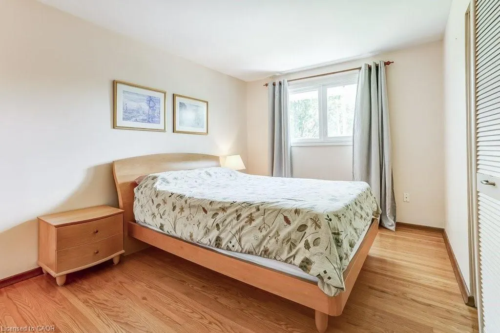 1231 Kingsmead Crescent
