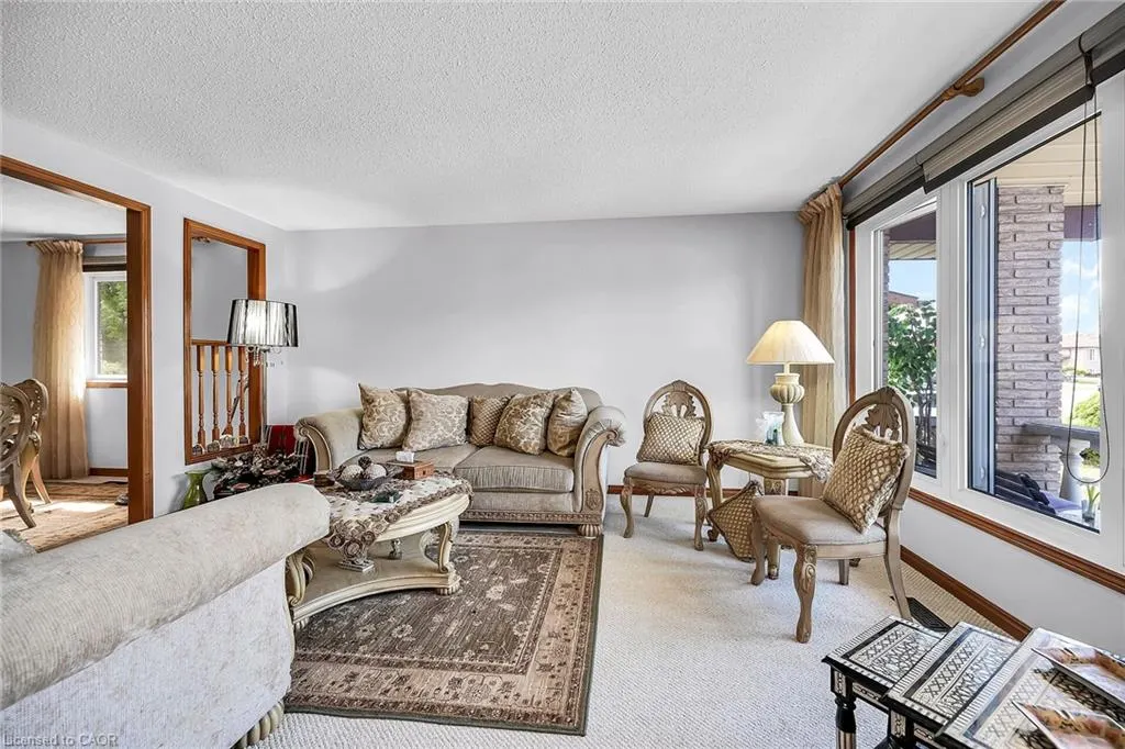140 Solomon Crescent