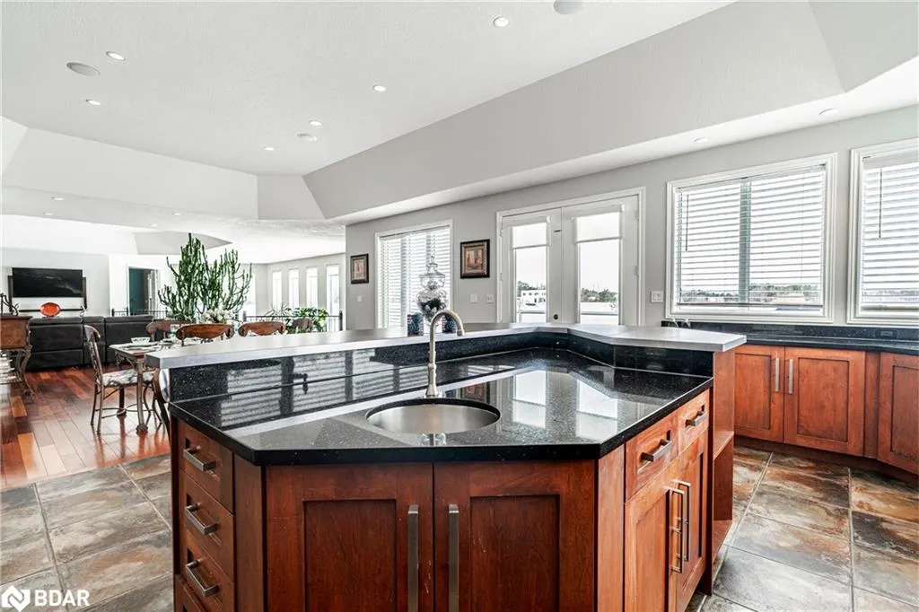 1372 Division Road East