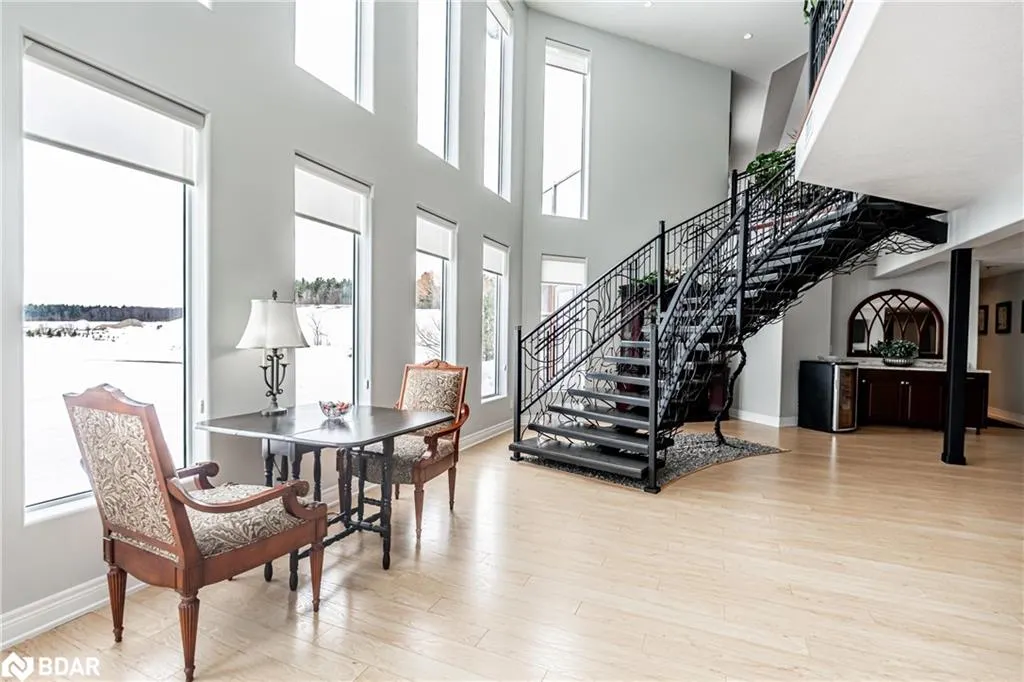 1372 Division Road East