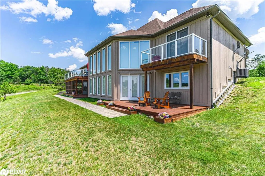 1372 Division Road East