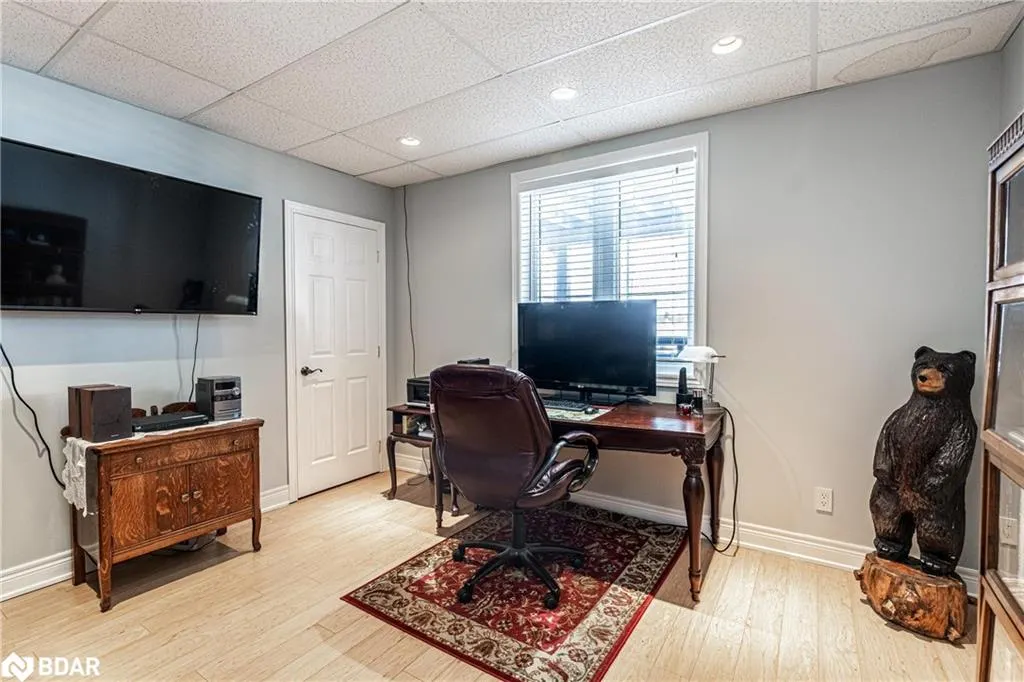 1372 Division Road East