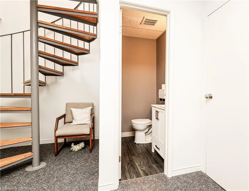 131 Union Street E, #106