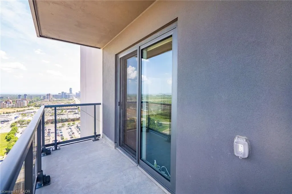 8 Nahani Way Way, #2921