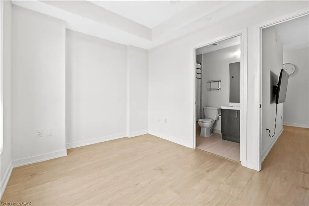 8 Nahani Way Way, #2921