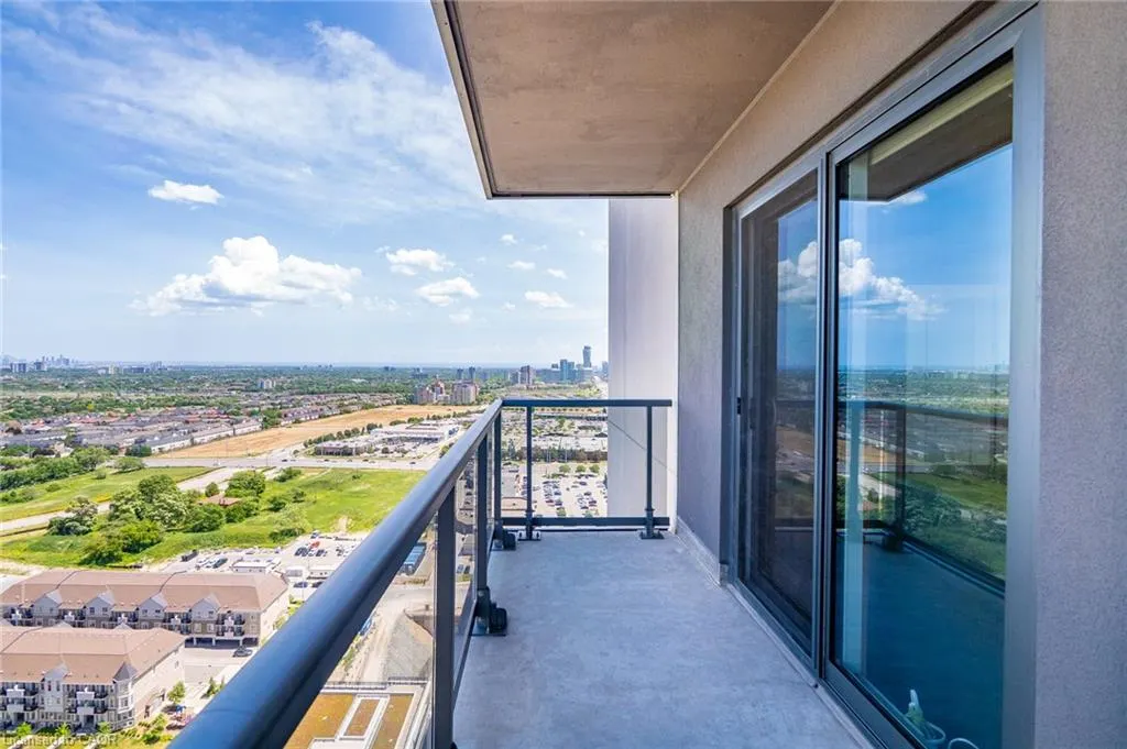 8 Nahani Way Way, #2921