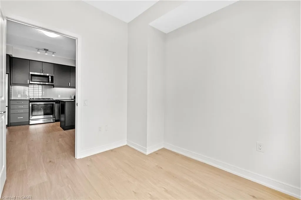 8 Nahani Way Way, #2921