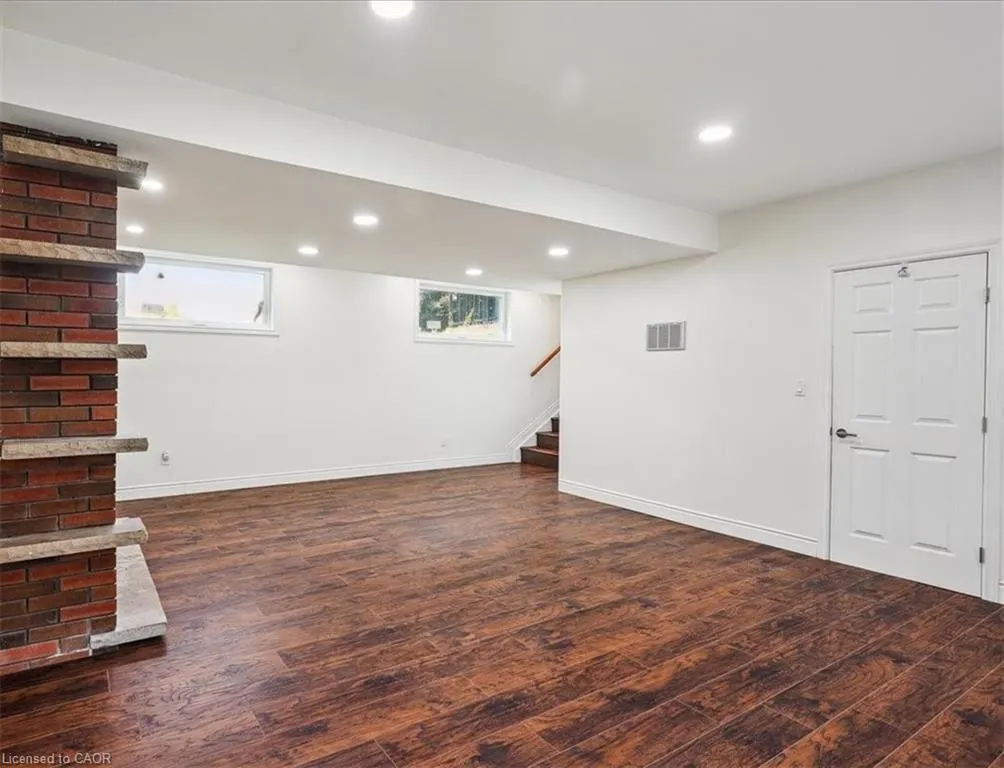 677 Glancaster Road