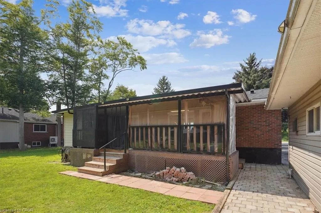677 Glancaster Road