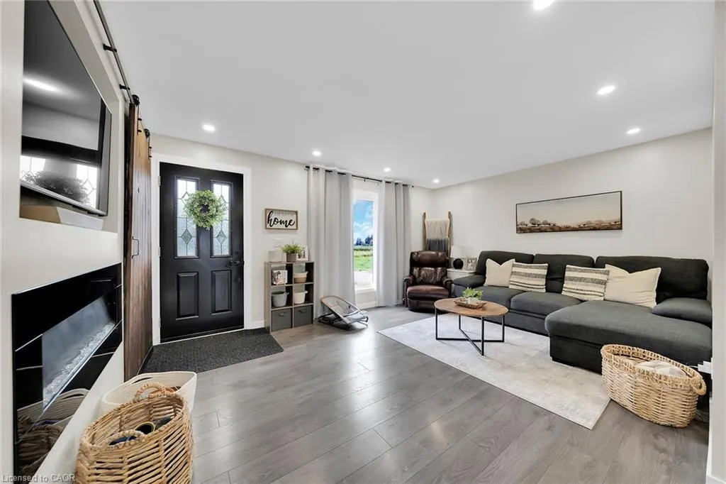 1073 Concession 6 Woodhouse Road