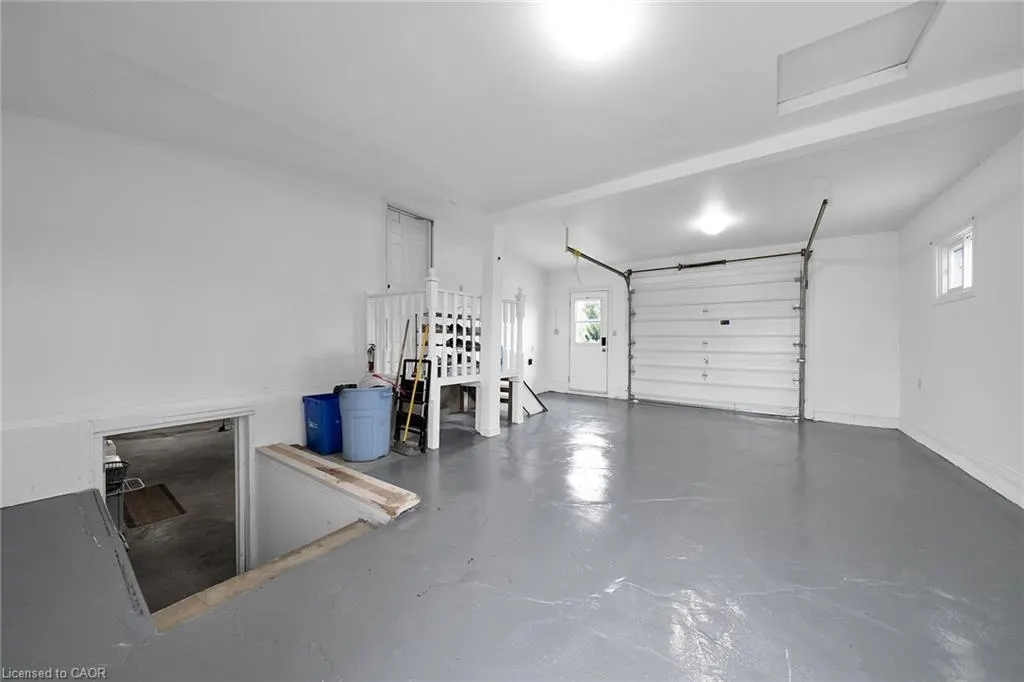 1073 Concession 6 Woodhouse Road