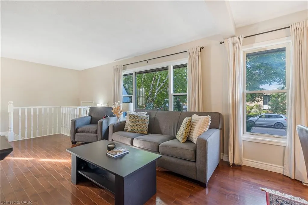 88 Rand Street