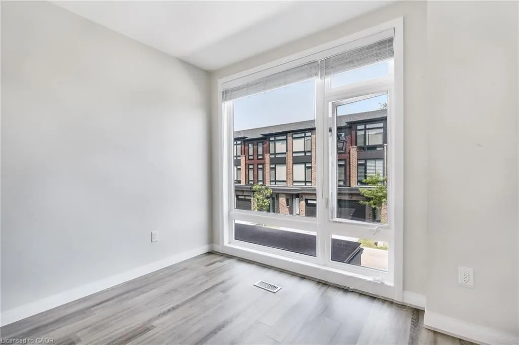 270 Melvin Avenue, #15