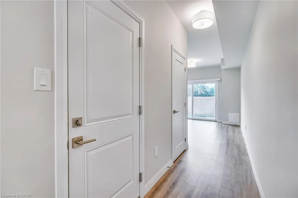 270 Melvin Avenue, #15