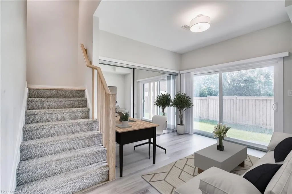270 Melvin Avenue, #15