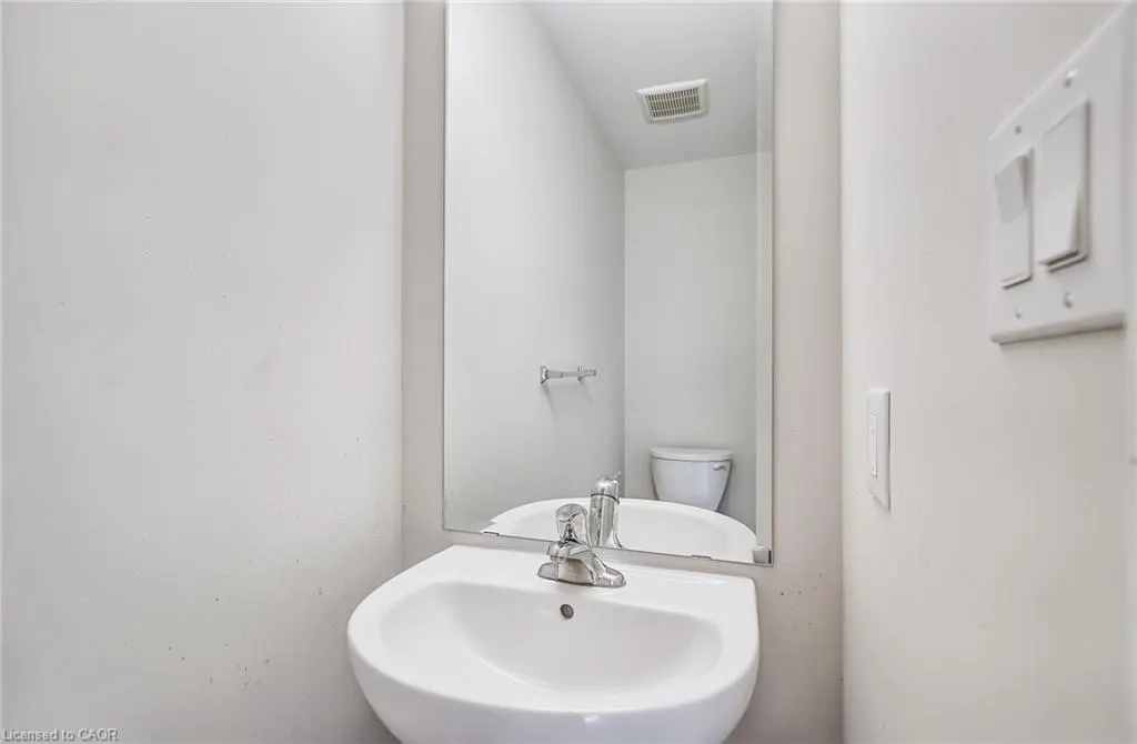 270 Melvin Avenue, #15