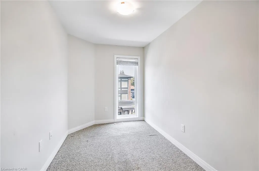 270 Melvin Avenue, #15